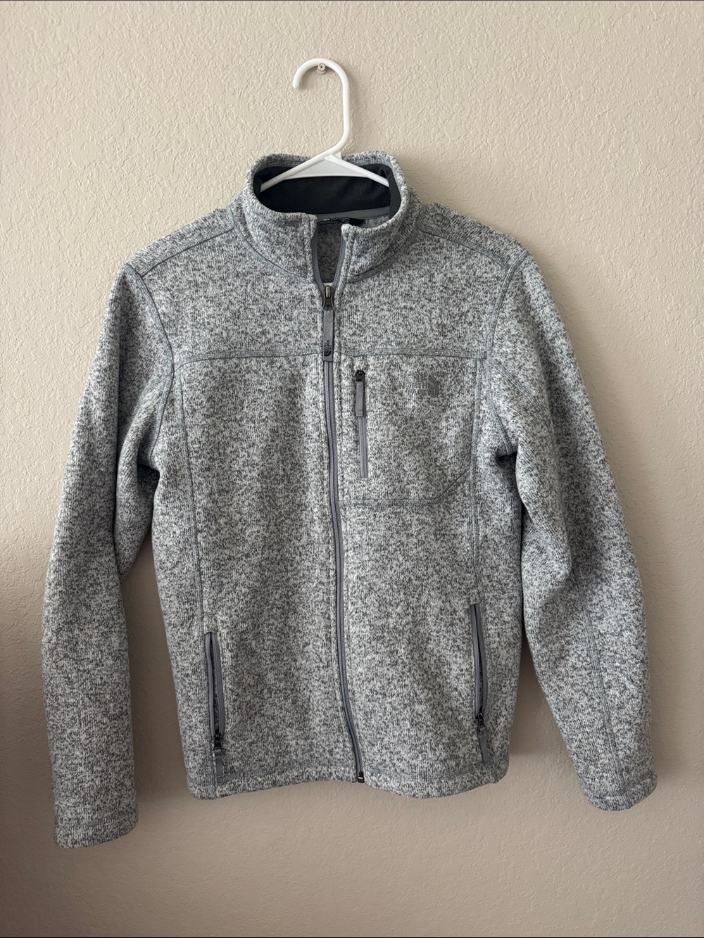 The North Face Men's Heather Gray Full-Zip Fleece Jacket